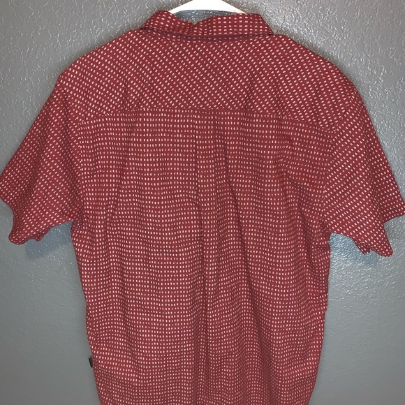 Red Patagonia short sleeve button up casual shirt - Picture 3 of 5